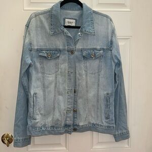 Forever 21 Jean Jacket Size M